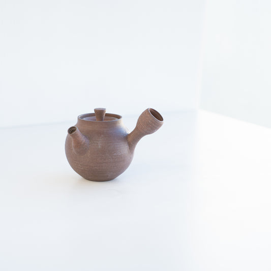 Side handle Teapot